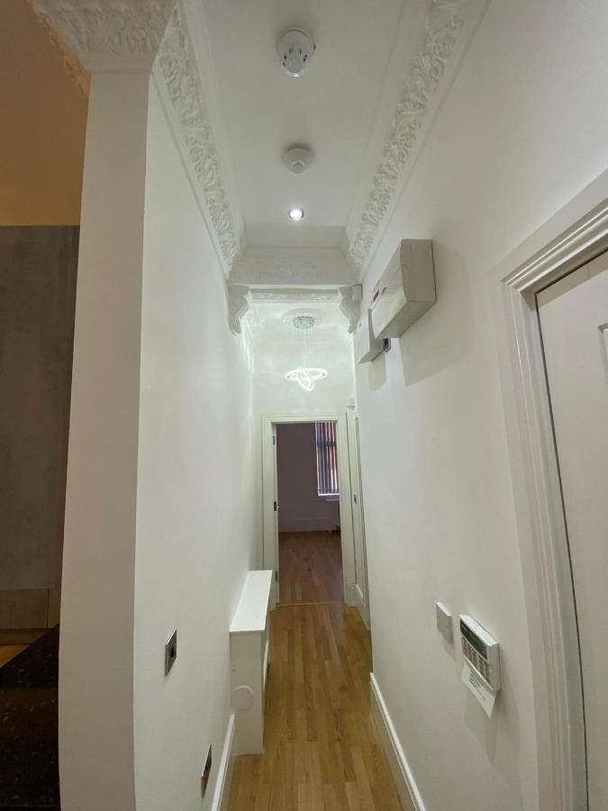 Luxury Apartment Apt4 วุลฟ์เวอร์แฮมป์ตัน ภายนอก รูปภาพ